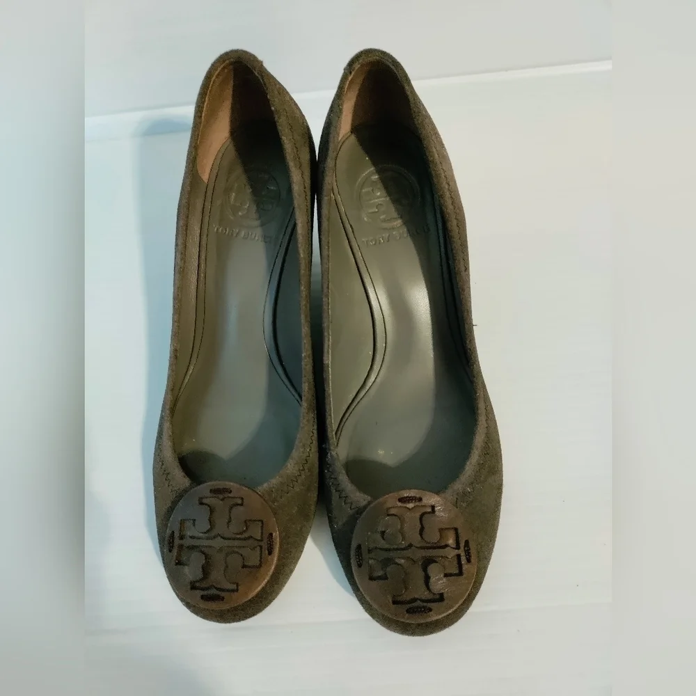 Tory Burch wedge suede pump size 6